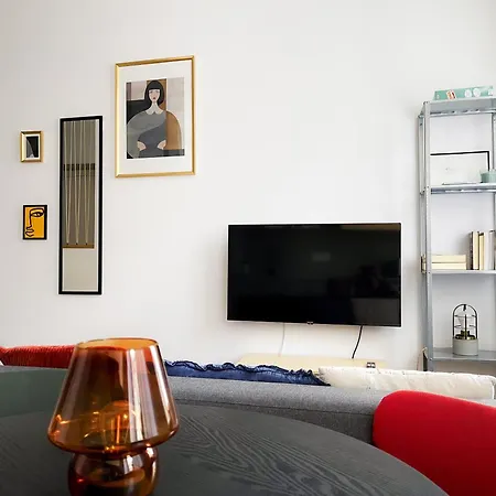 アパート Typu Przy Nawrot 50